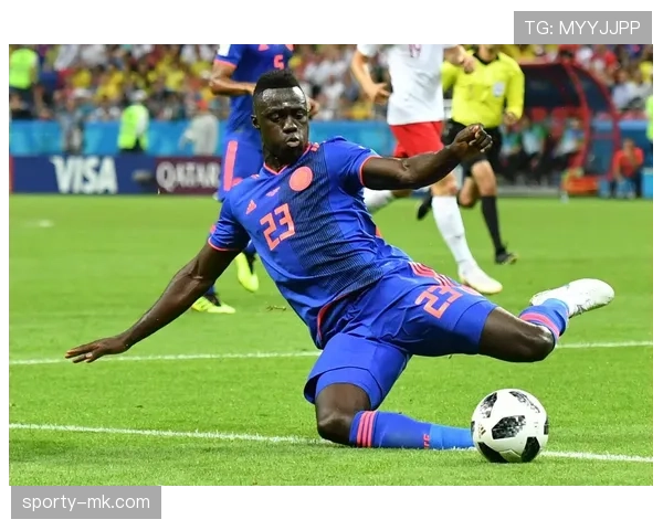 南美足球传奇与新星共舞：历史荣光照亮未来征程